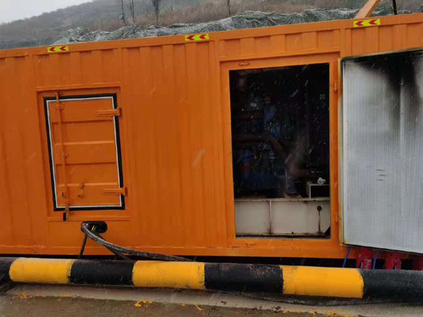 镇赉发电机出租 柴油发电机组电压低报警怎么办？