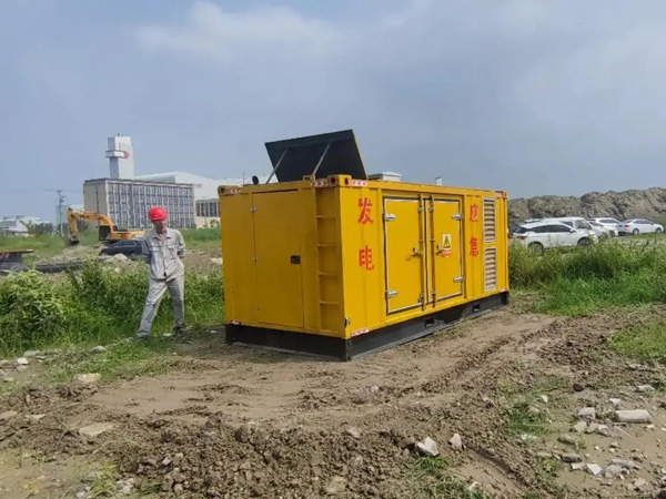 镇赉200KW柴油发电机机组每小时的油耗量受哪些因素影响？